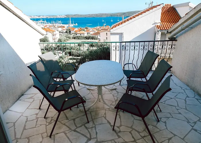 Apartment Drazena