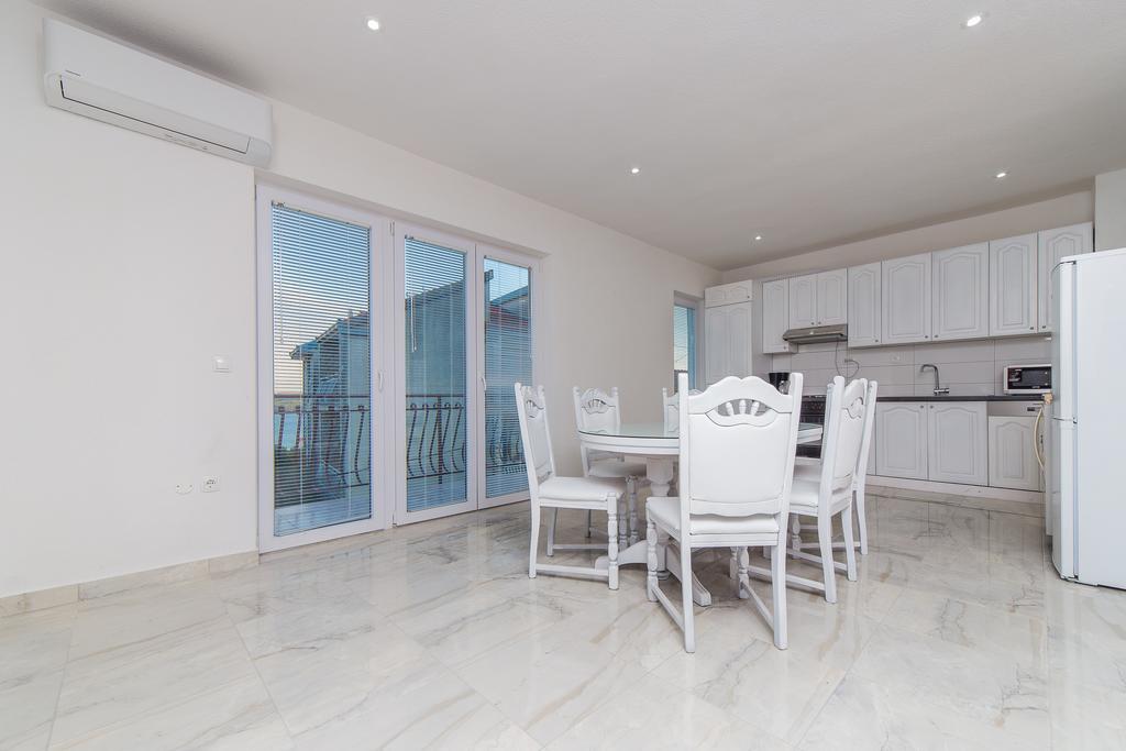 Apartament Drazena