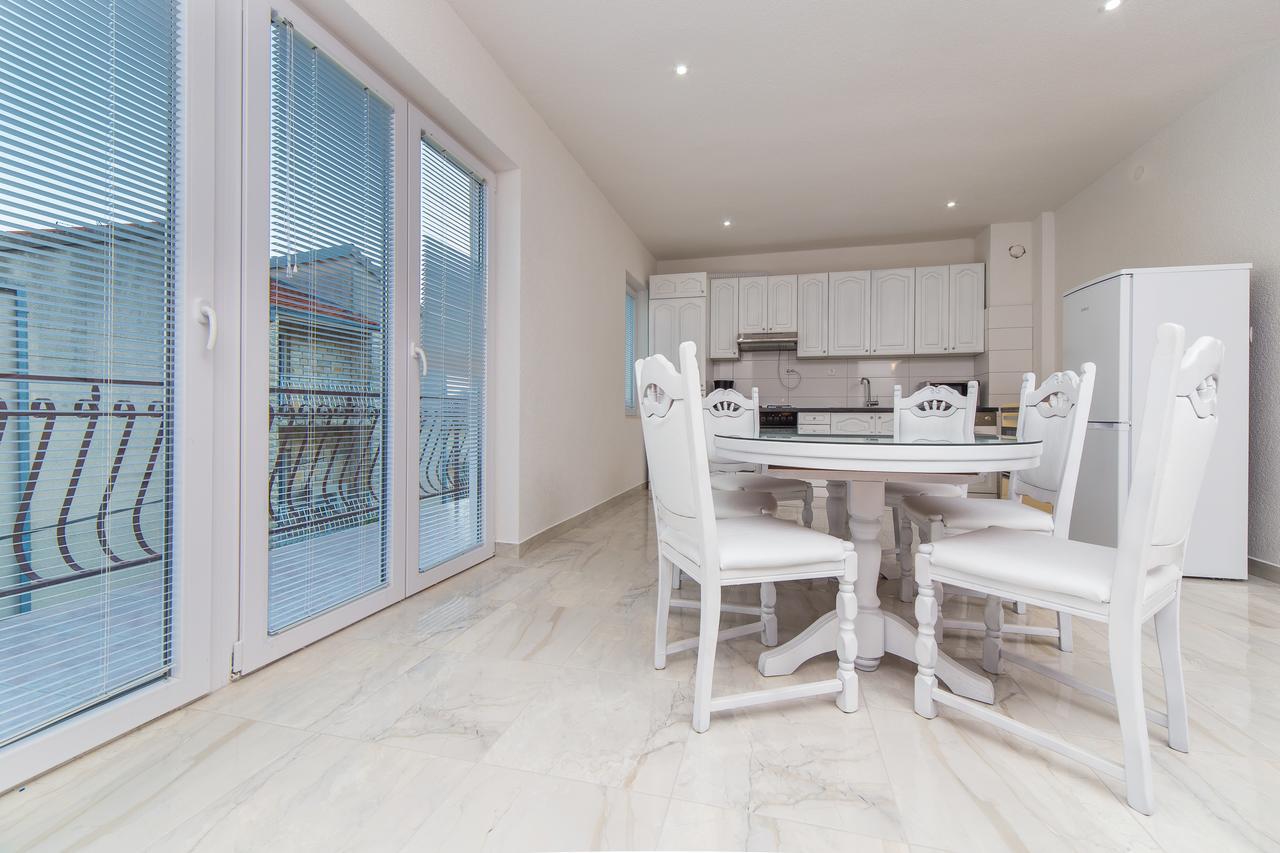 Apartament Drazena *