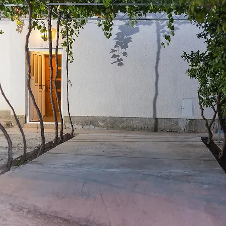 Apartment Drazena Trogir Exterior photo